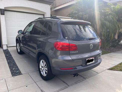 Used 2016 Volkswagen Tiguan S FWD image 2