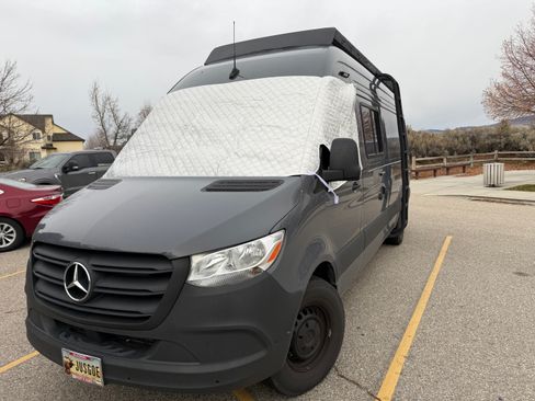 Used 2024 Mercedes-Benz Sprinter 2500 image 24