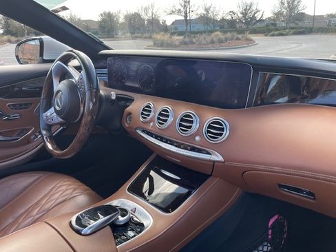 Used 2019 Mercedes-Benz S 560 Cabriolet image 12
