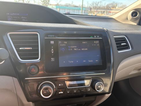 Used 2014 Honda Civic EX image 17