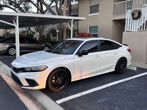 Used 2024 Honda Civic Si image 1