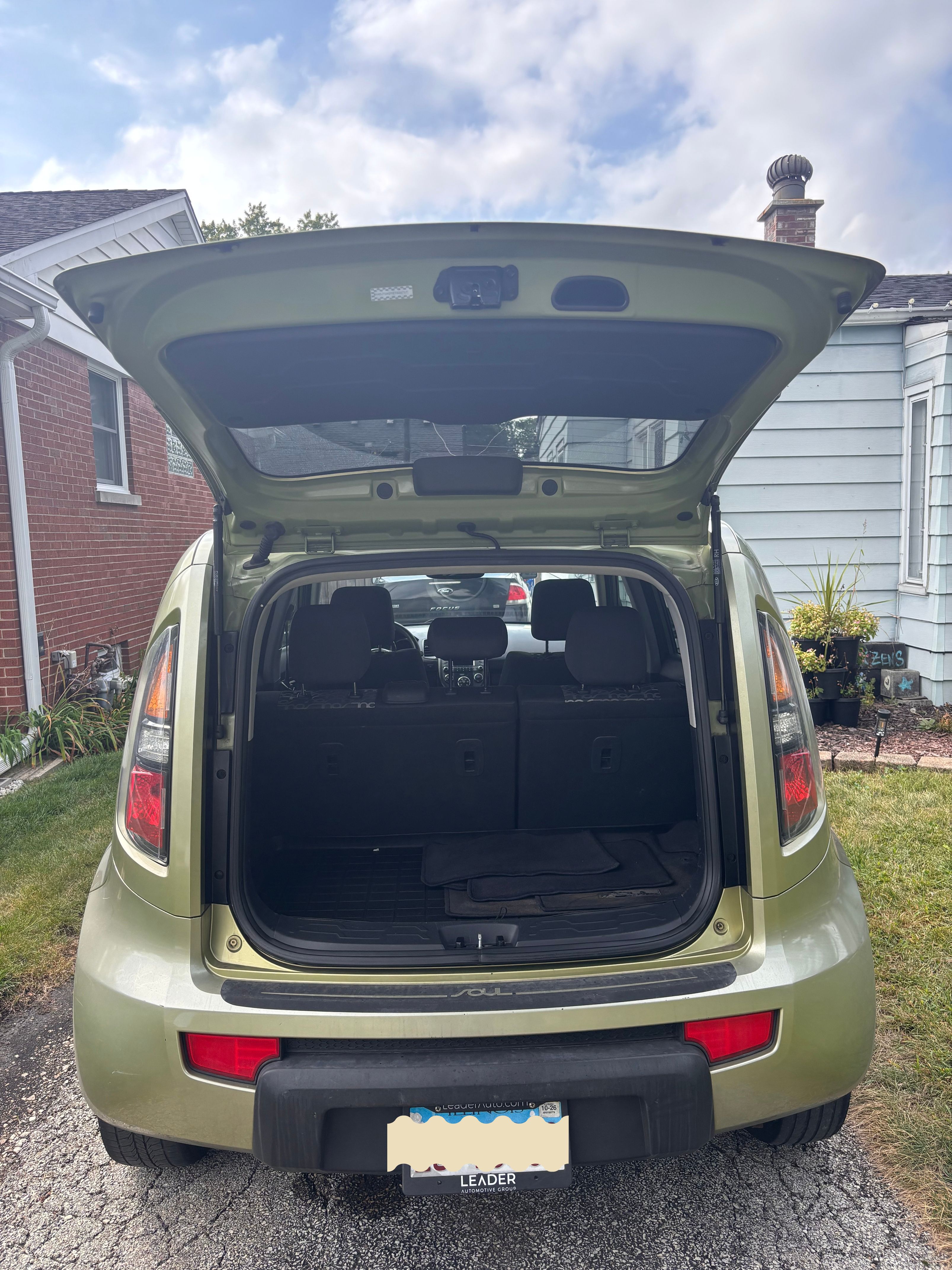 Used 2011 Kia Soul + w/ Audio Pkg FWD image 19