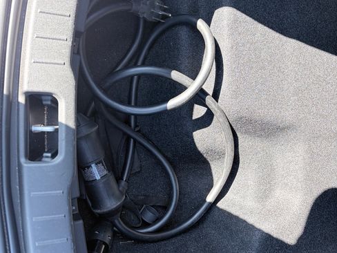 Used 2021 Polestar Polestar 2 w/ Performance Package image 28