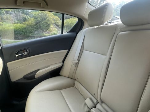 Used 2017 Acura ILX image 15