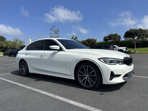 Used 2019 BMW 330i Sedan w/ Convenience Package RWD image 1