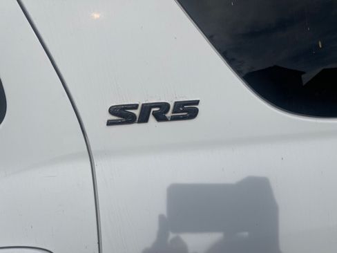 Used 2002 Toyota Sequoia SR5 image 16