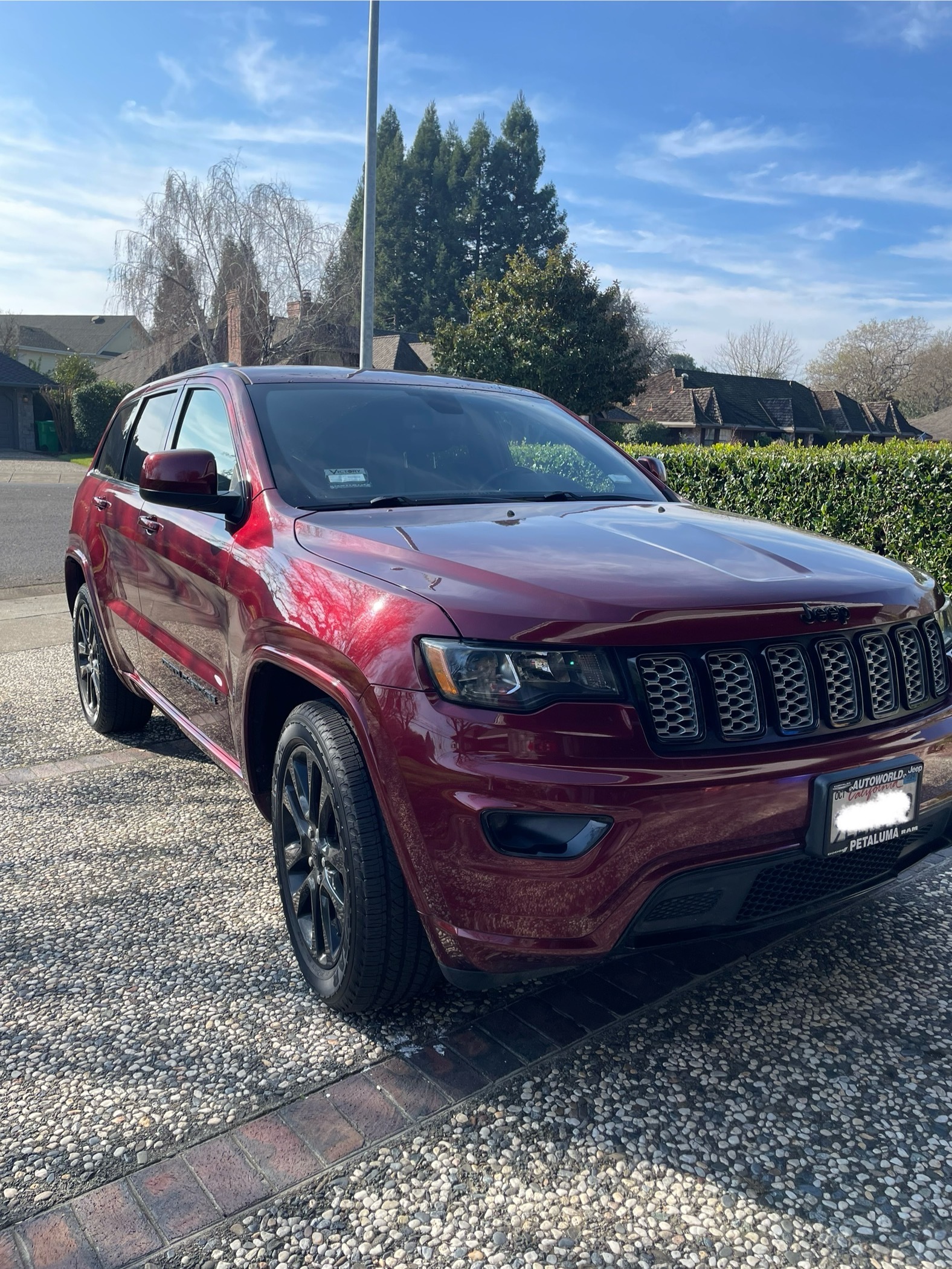 Used 2019 Jeep Grand Cherokee Altitude RWD image 1