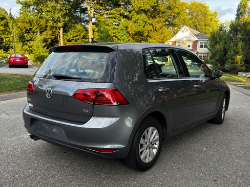 Used 2017 Volkswagen Golf Wolfsburg Edition FWD image 6