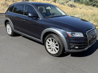 Used 2017 Audi Q5 2.0T Premium Plus w/ Technology Package