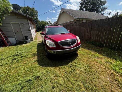 Used 2012 Buick Enclave Leather w/ LPO, Cargo Convenience Pkg AWD/4WD image 2