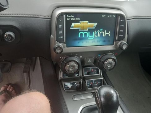 Used 2015 Chevrolet Camaro SS RWD image 8