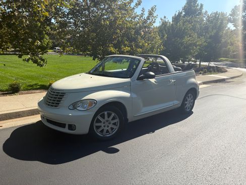 Used 2007 Chrysler PT Cruiser Touring image 4