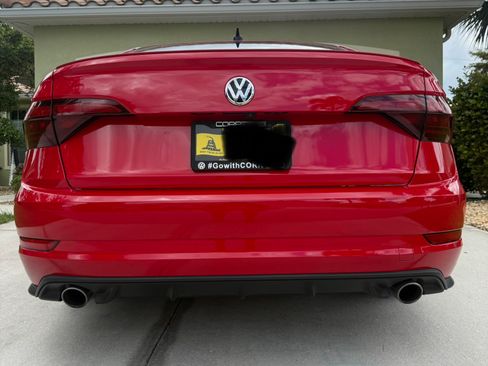 Used 2021 Volkswagen Jetta GLI Autobahn FWD image 12