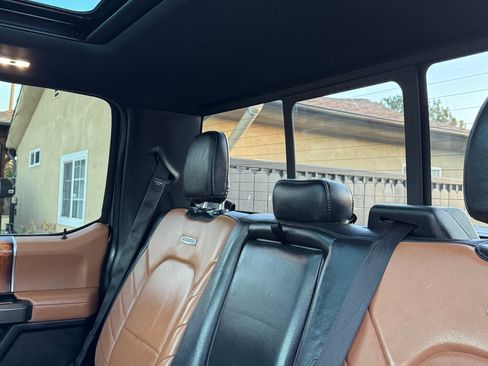 Used 2016 Ford F150 Limited w/ Trailer Tow Package image 11