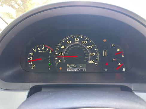 Used 2010 Honda Odyssey Touring image 9