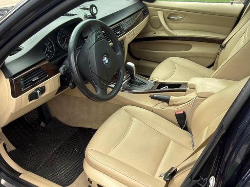 Used 2009 BMW 328i xDrive Sedan AWD/4WD image 10
