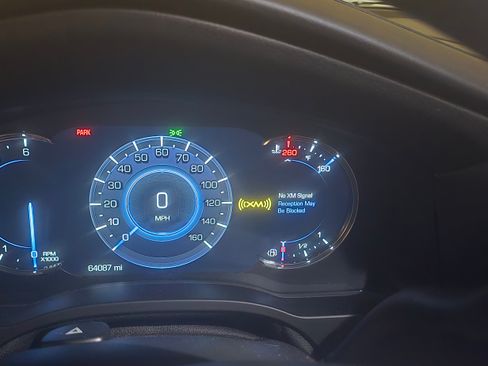 Used 2016 Cadillac Escalade Luxury image 31