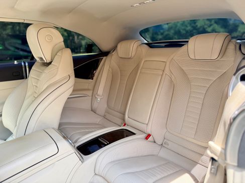 Used 2017 Mercedes-Benz S 550 Cabriolet image 18