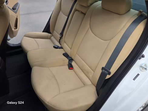Used 2013 Hyundai Elantra GLS image 12