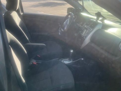 Used 2018 Nissan Versa SV w/ SV Special Edition Package FWD image 9