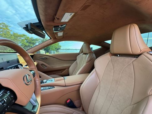 Used 2025 Lexus LC 500 Coupe w/ Dynamic Handling Package RWD image 22