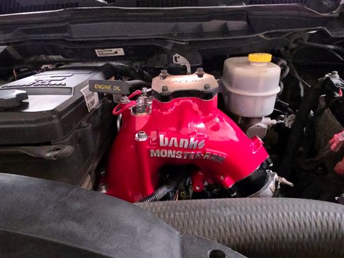 Used 2018 RAM 2500 Tradesman w/ Chrome Appearance Group image 10