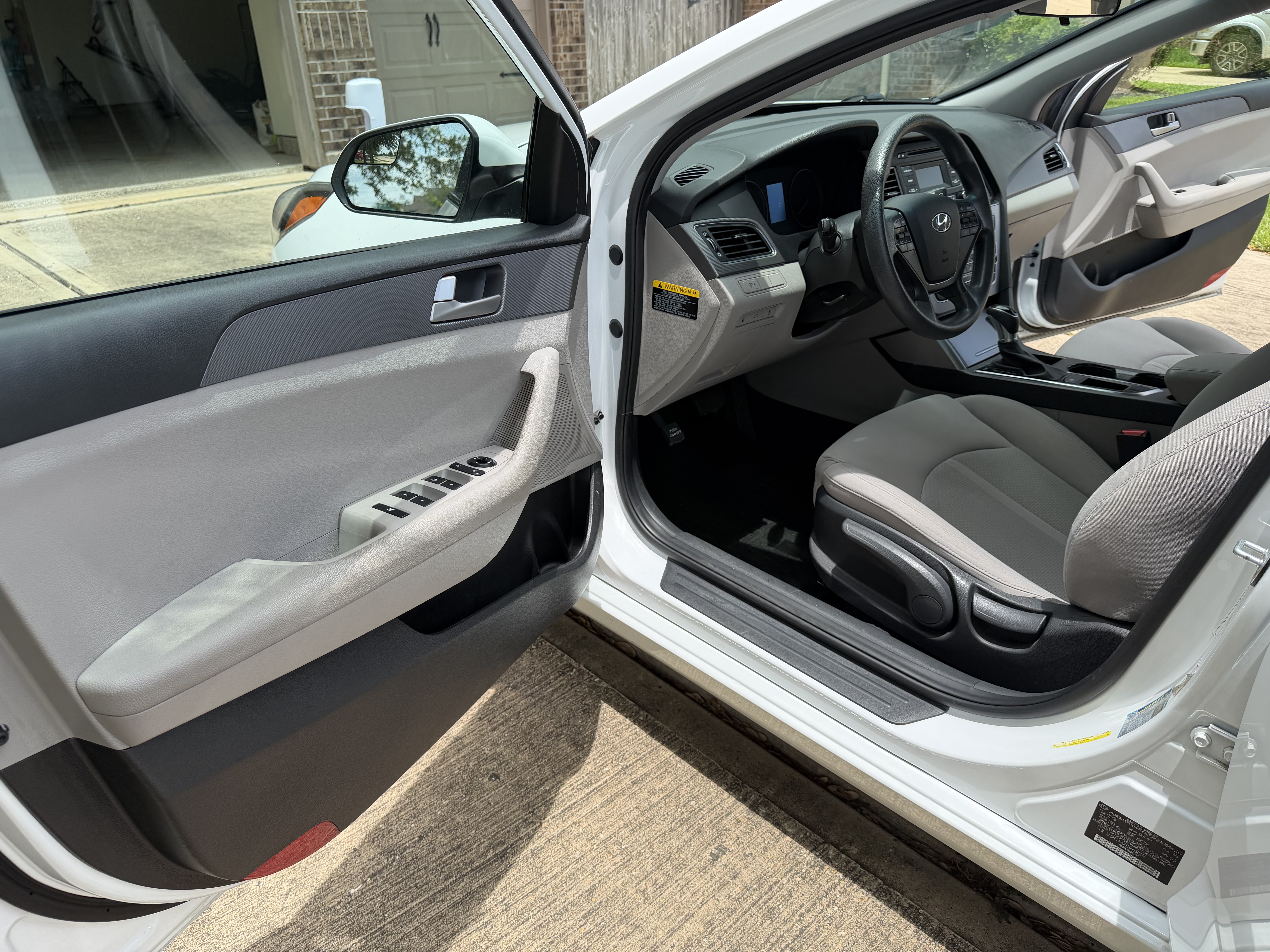 Used 2017 Hyundai Sonata SE FWD image 23