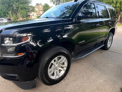 Used 2018 Chevrolet Tahoe LT image 1