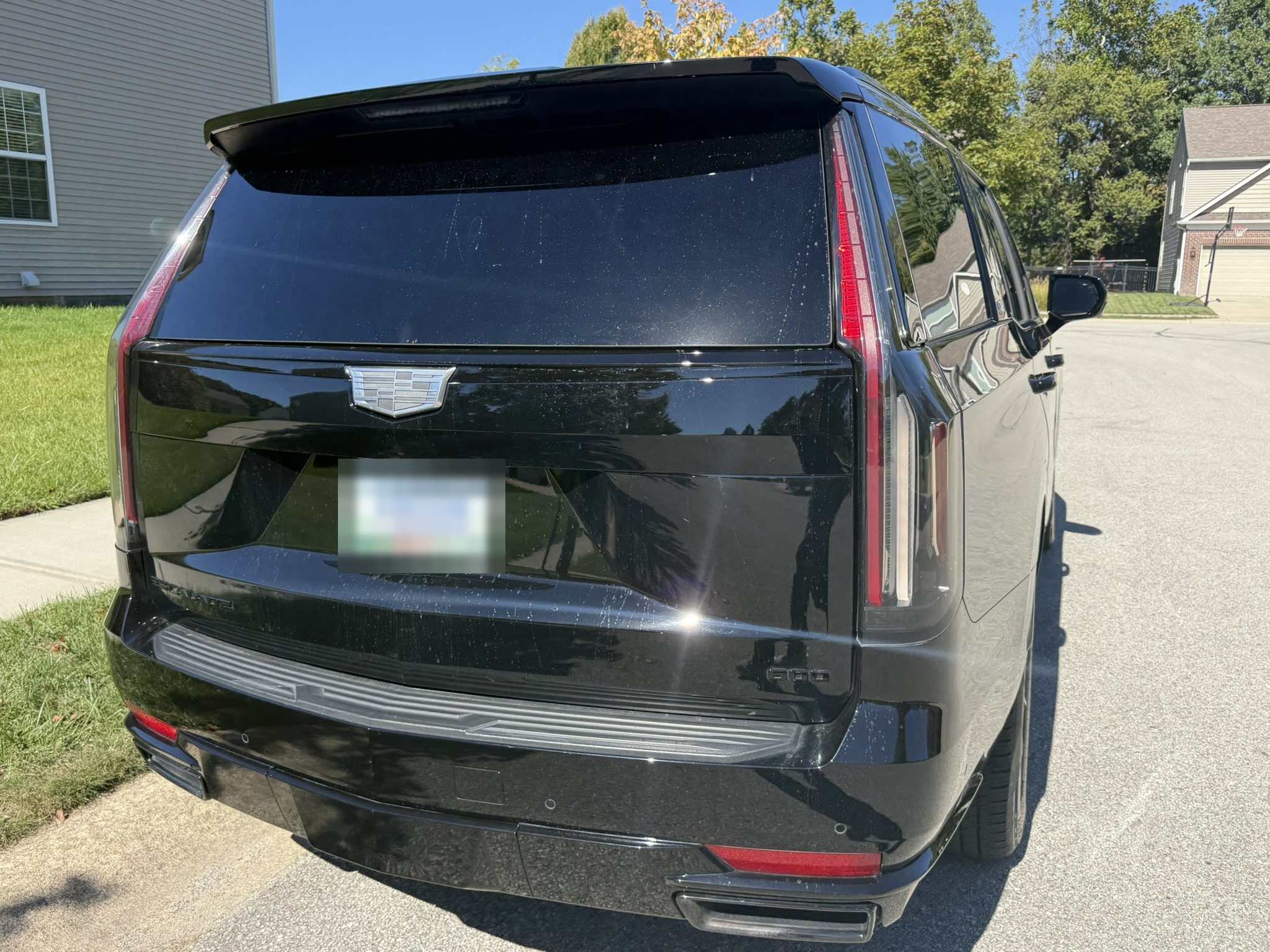 Used 2023 Cadillac Escalade Sport Platinum w/ LPO, ONYX Package AWD/4WD image 19