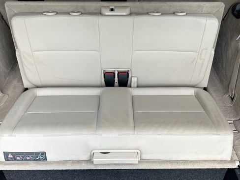 Used 2014 Mercedes-Benz E 350 4MATIC Wagon image 20