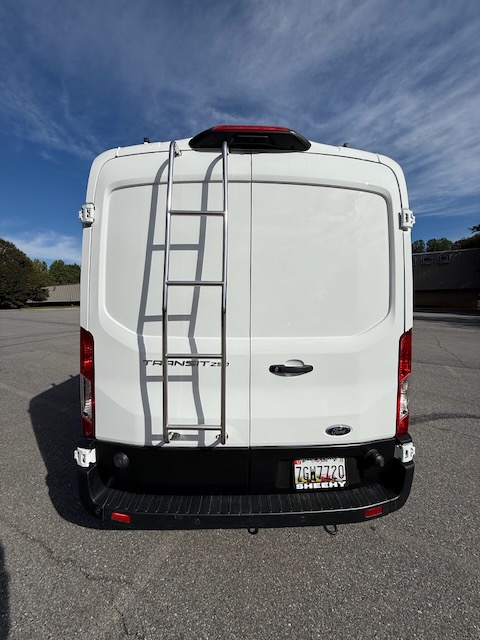 Used 2024 Ford Transit 250 148 Medium Roof RWD image 14