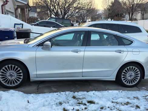 Used 2016 Ford Fusion Titanium image 5