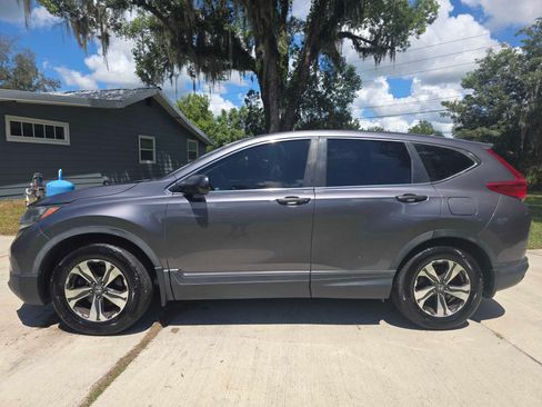 Used 2019 Honda CR-V LX image 2