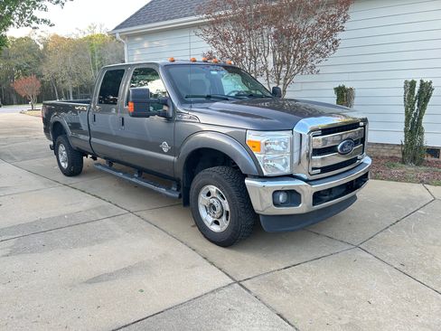 Used 2016 Ford F250 XLT w/ FX4 Off-Road Package image 1