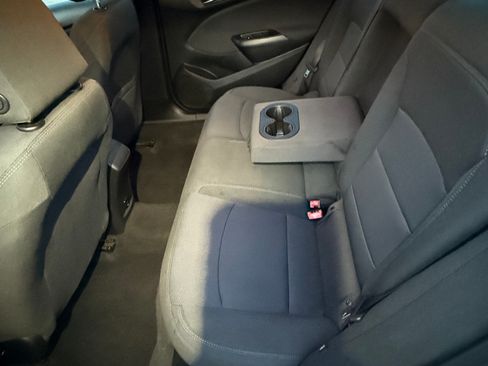 Used 2018 Chevrolet Cruze LT w/ LT Fleet Convenience Package image 21