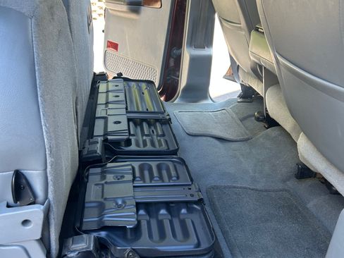 Used 2006 Ford F250 Lariat image 14