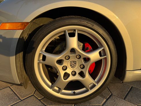 Used 2005 Porsche Boxster S image 12