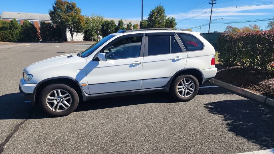 Used 2003 BMW X5 3.0i AWD/4WD image 4