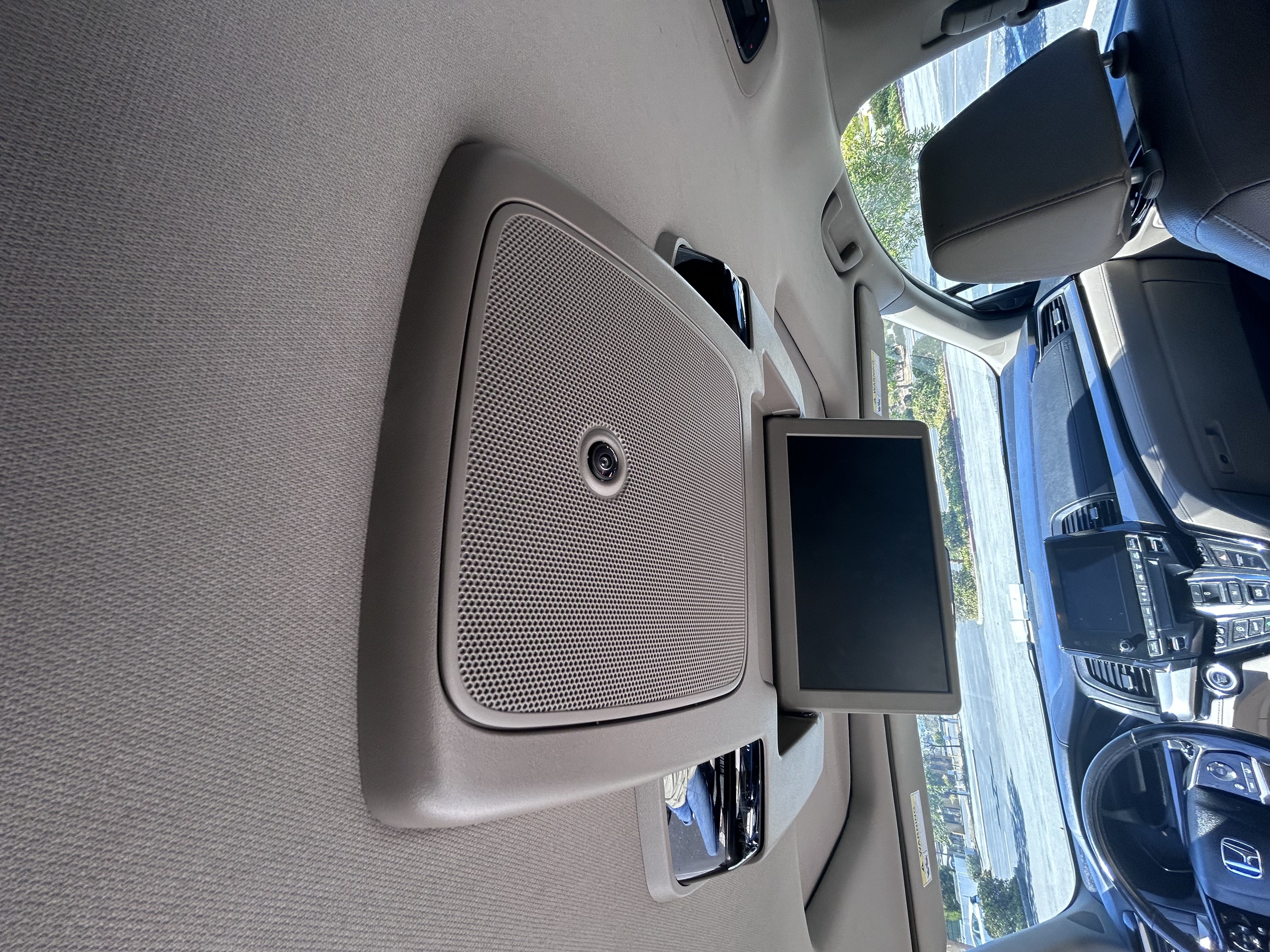 Used 2019 Honda Odyssey Elite image 27