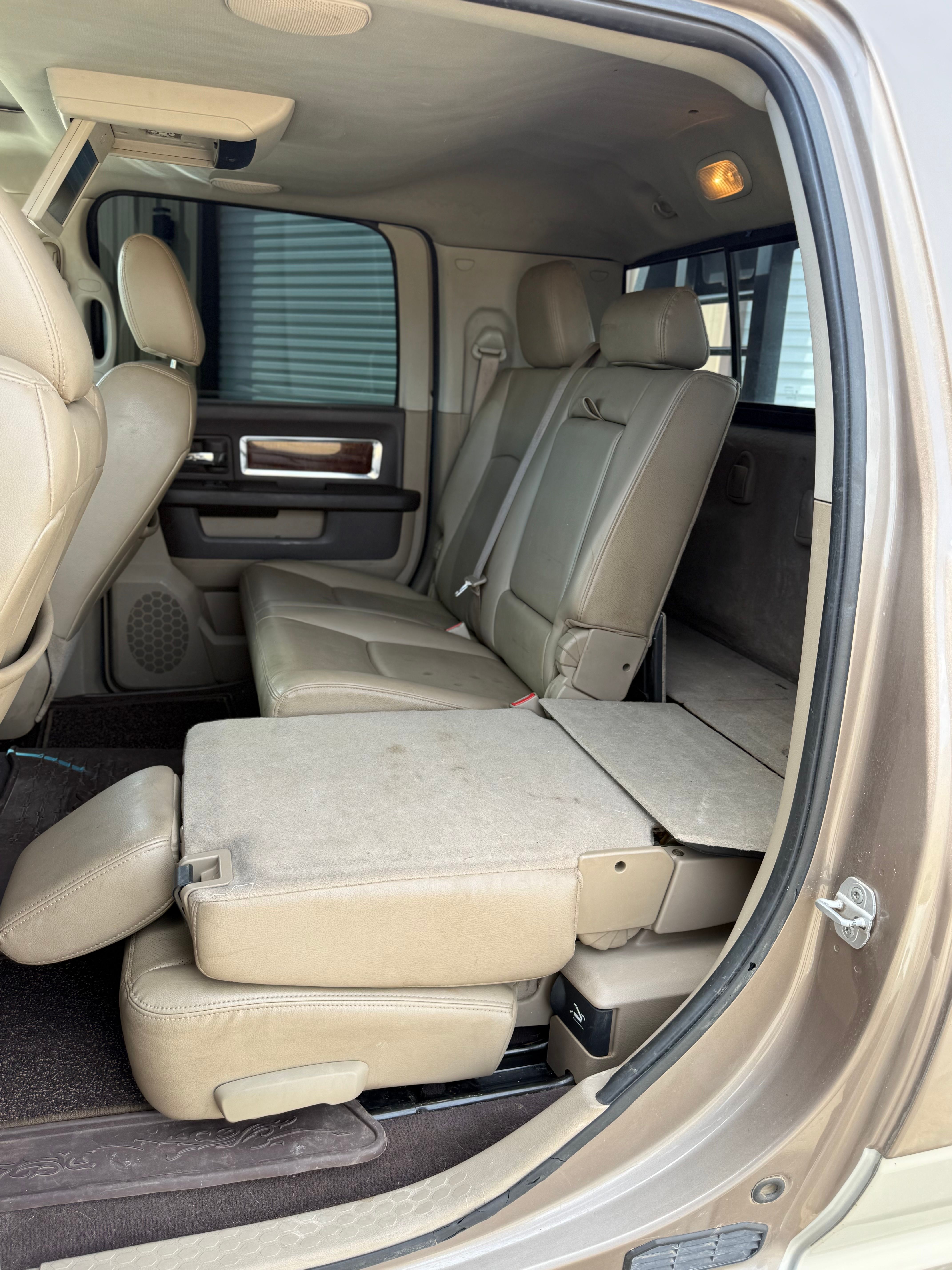 Used 2010 Dodge Ram 3500 Truck Laramie w/ Protection Group AWD/4WD image 24