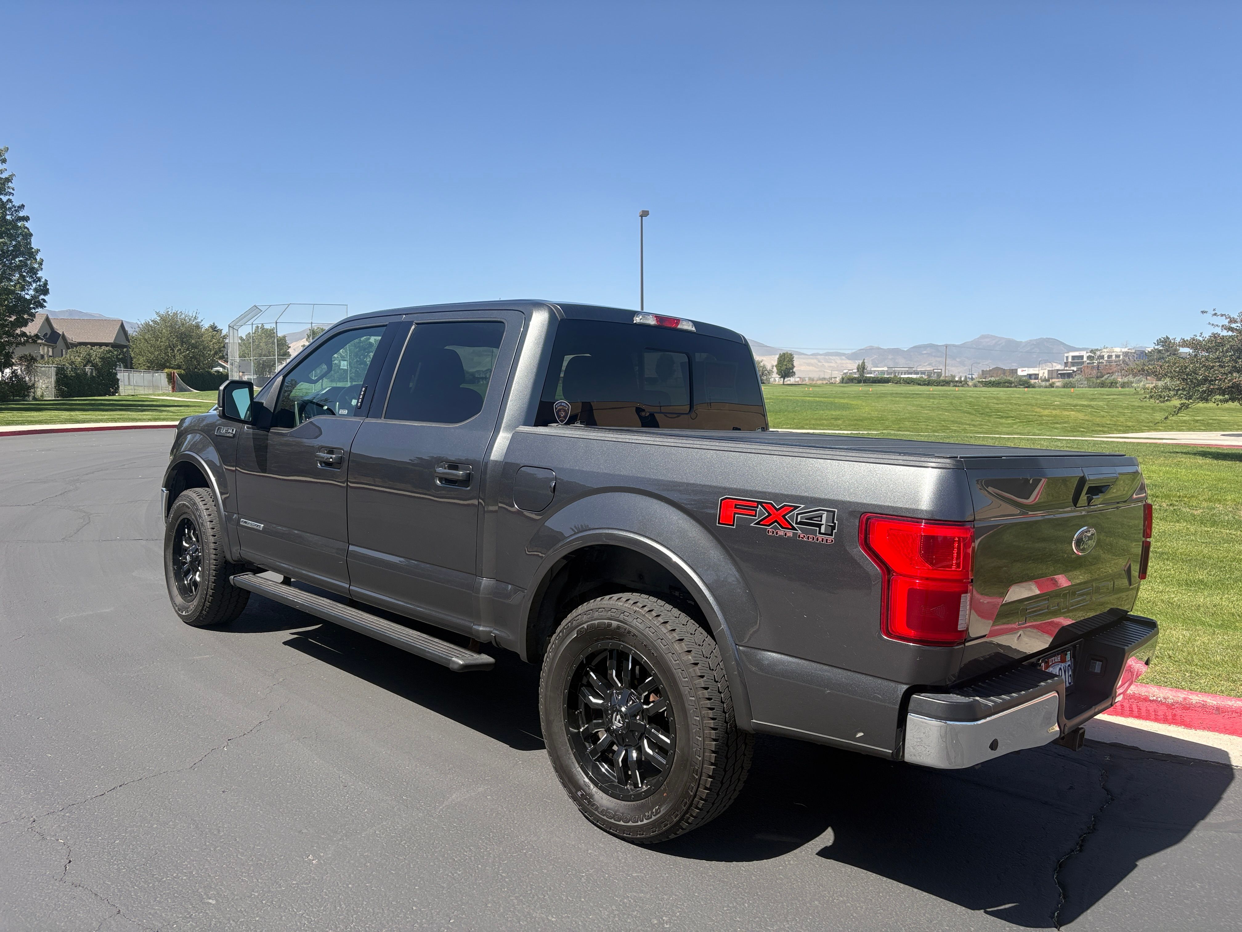 Used 2019 Ford F150 Lariat w/ Equipment Group 501A Mid AWD/4WD image 5