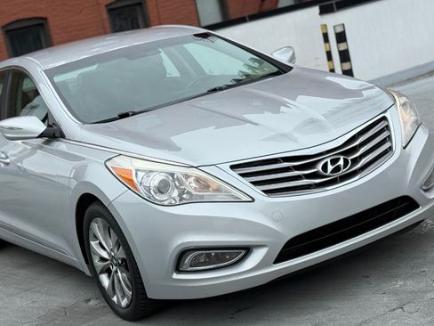 Used 2012 Hyundai Azera Sedan 4D image 9