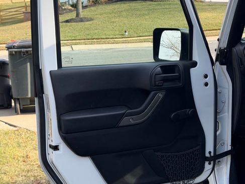 Used 2016 Jeep Wrangler Sport w/ Quick Order Package 23S image 9