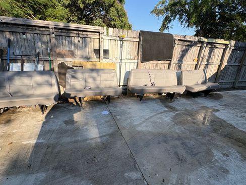 Used 1994 Ford E-350 and Econoline 350 Club Wagon RWD image 19