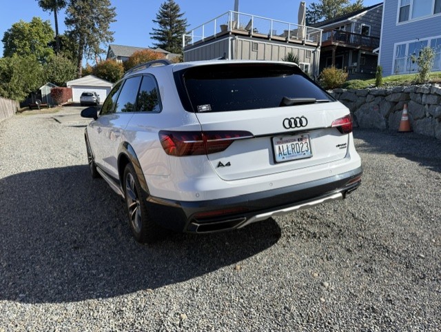 Used 2023 Audi A4 2.0T allroad Premium Plus AWD/4WD image 1