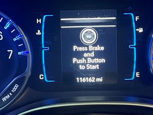 Used 2018 Chrysler Pacifica LX image 10