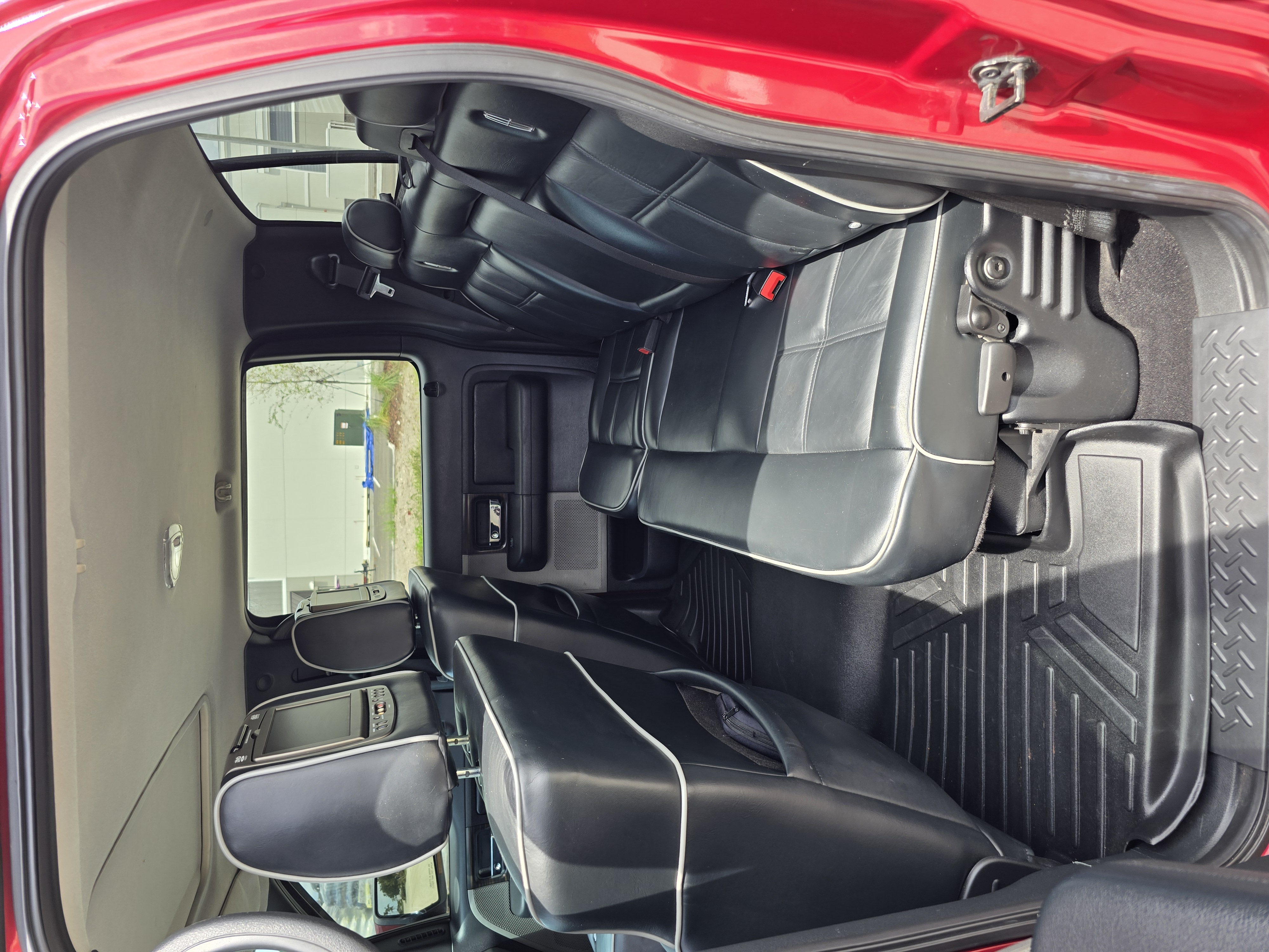 Used 2008 Lincoln Mark LT 4x4 image 10