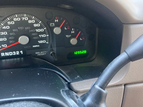 Used 2004 Ford Explorer Sport XLS AWD/4WD image 10