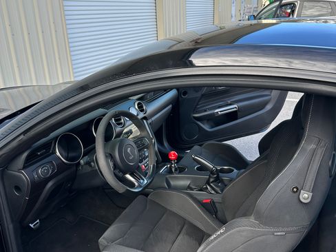 Used 2017 Ford Mustang Shelby GT350 w/ Electronics Package image 14