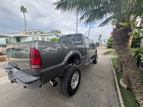 Used 2002 Ford F350 4x4 Crew Cab Super Duty image 4